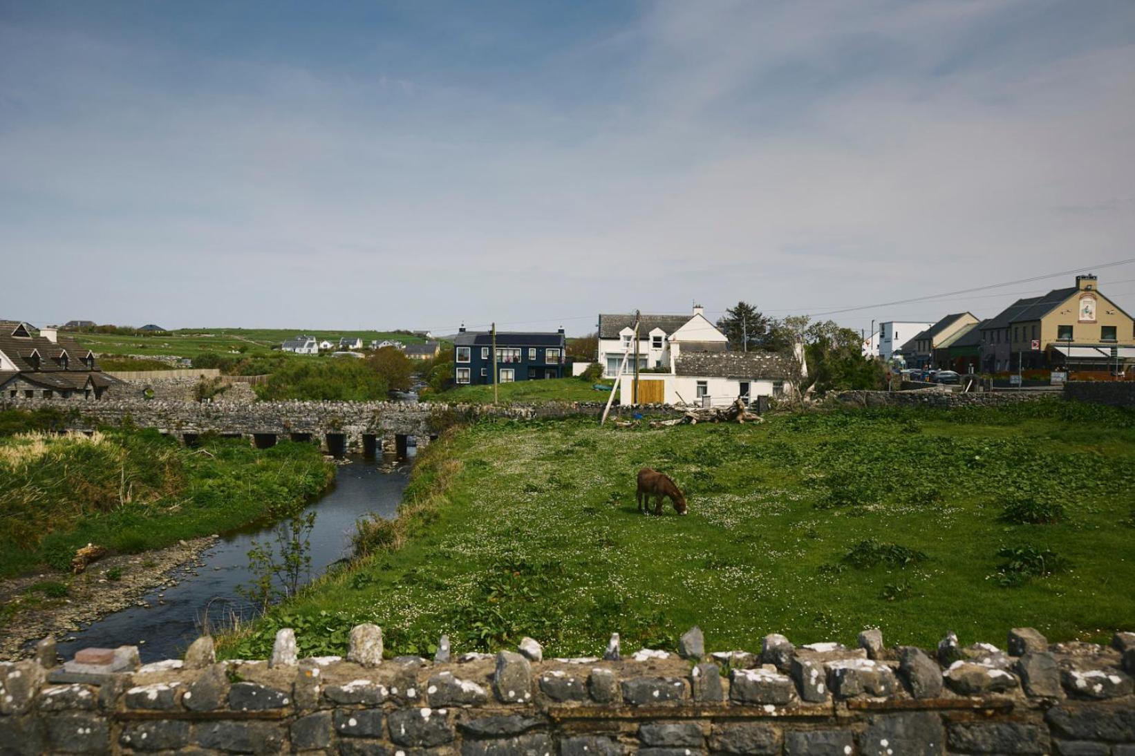 Studio D Doolin Eksteriør bilde